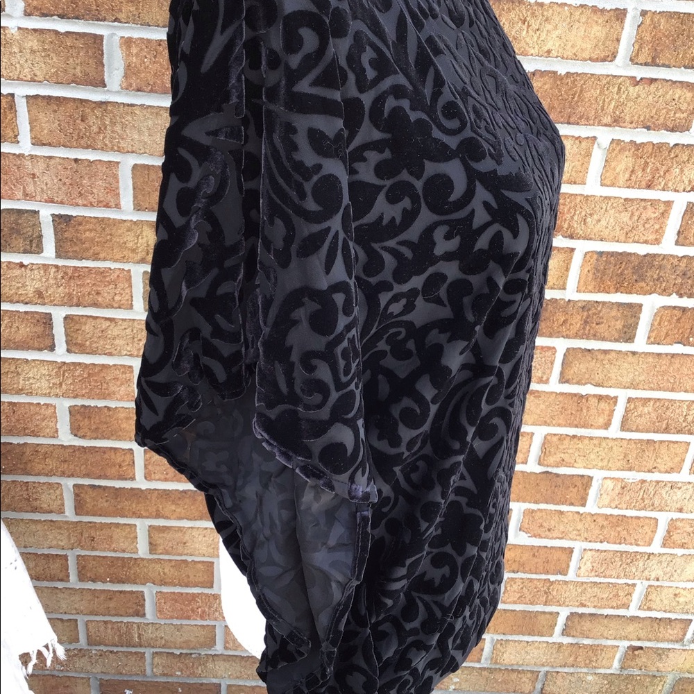 Small Dana Buchman Sheer Black Velvet Damask Print Top Blouse Shirt